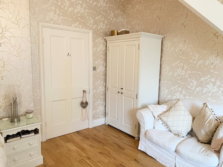 Large Victorian Luxury Home From Home - Manchester