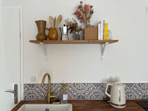 Annonce Airbnb populaire: Studio close to the Calanques à La Ciotat