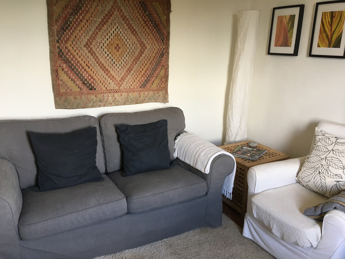 Top Airbnb: Cosy Place & Stunning Balcony Views in Lecco