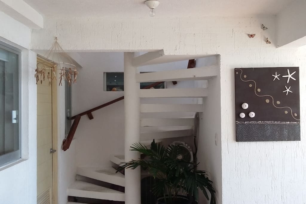 Escaleras para el segundo piso