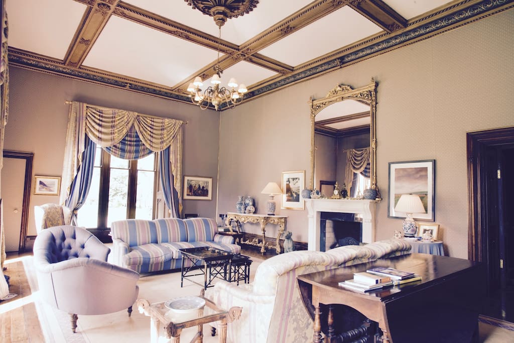Drawing room