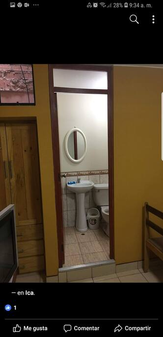 Baño dentro de la habitacion