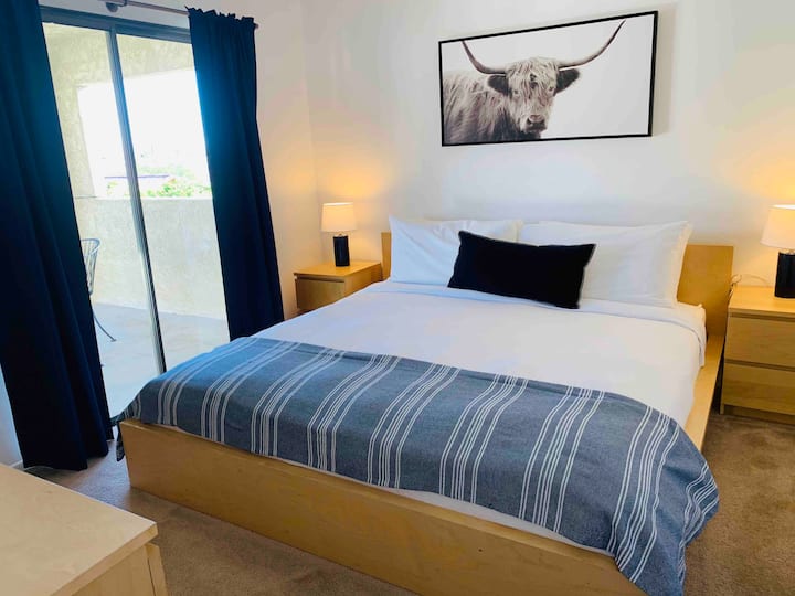 Second bedroom with patio access