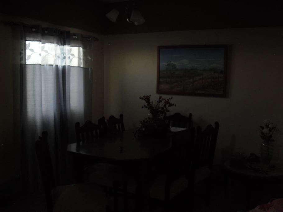 AREA DEL COMEDOR 6 PUESTOS