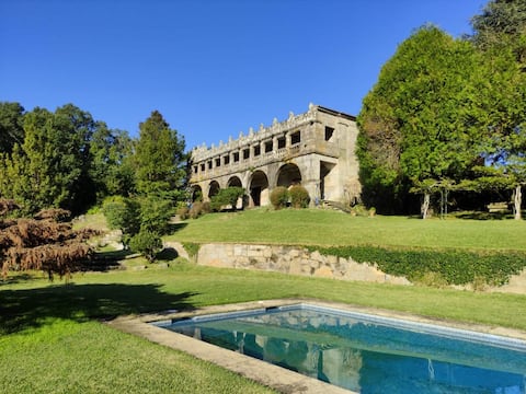 PAZO VILLARES ( GONDOMAR )