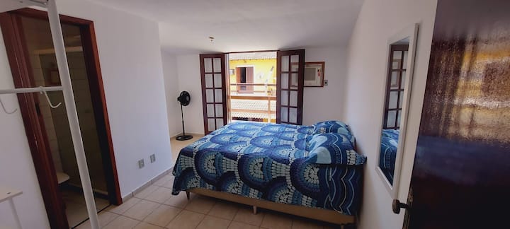 Suite with air conditioning, queen double bed