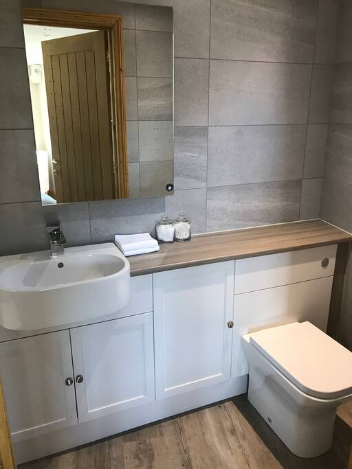Earsdon Annexe, Bathroom