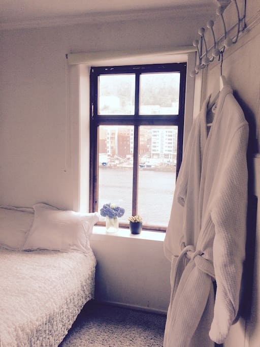 You can watch the sailors come in from the bedroom window and sometimes you will wake up with a ferry as your next door neighbor. Enjoy the sound of seagulls and other maritime adventures.