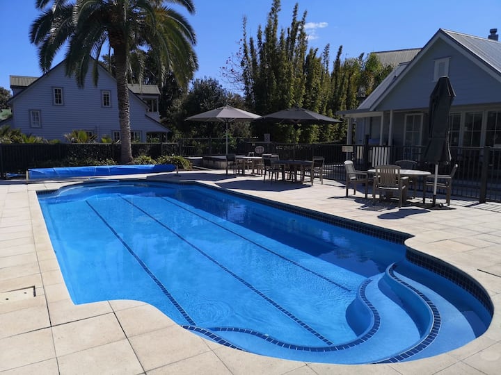 10 Best Airbnb Vacation Rentals In Russell, New Zealand Updated 2024