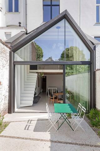 Maison d’architecte avec jardin, Quartier Européen gallery image 2