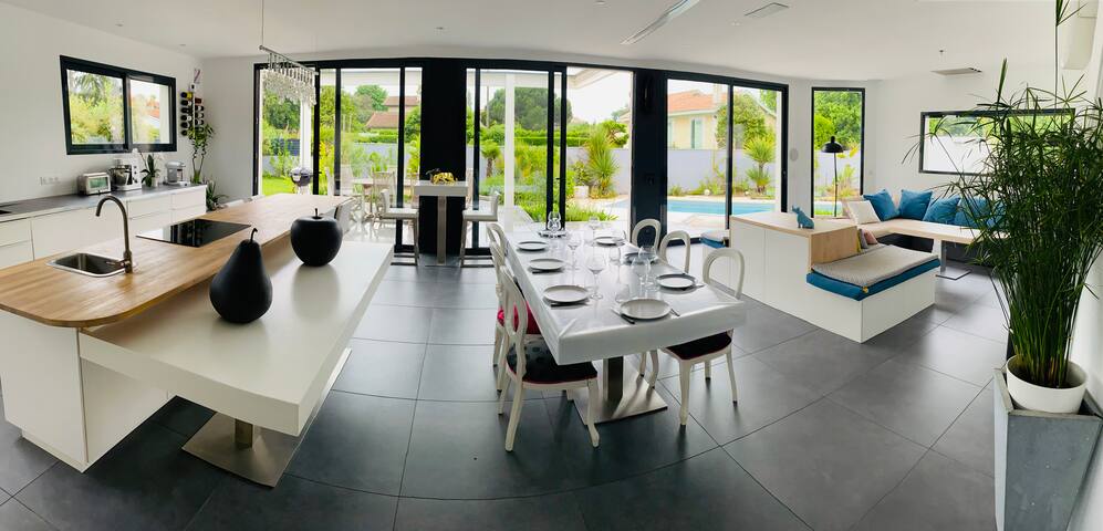 Villa climatisée, piscine chauffée gallery image 3