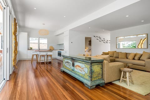 Popular Airbnb listing: The Terrace Penthouse Apartment in Brunswick Heads