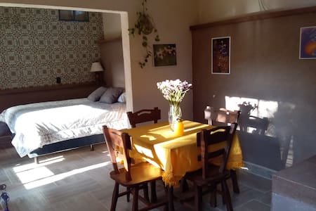 CASA XANADÚ,  OASIS EN PLENO CENTRO DE TEPOZTLÁN