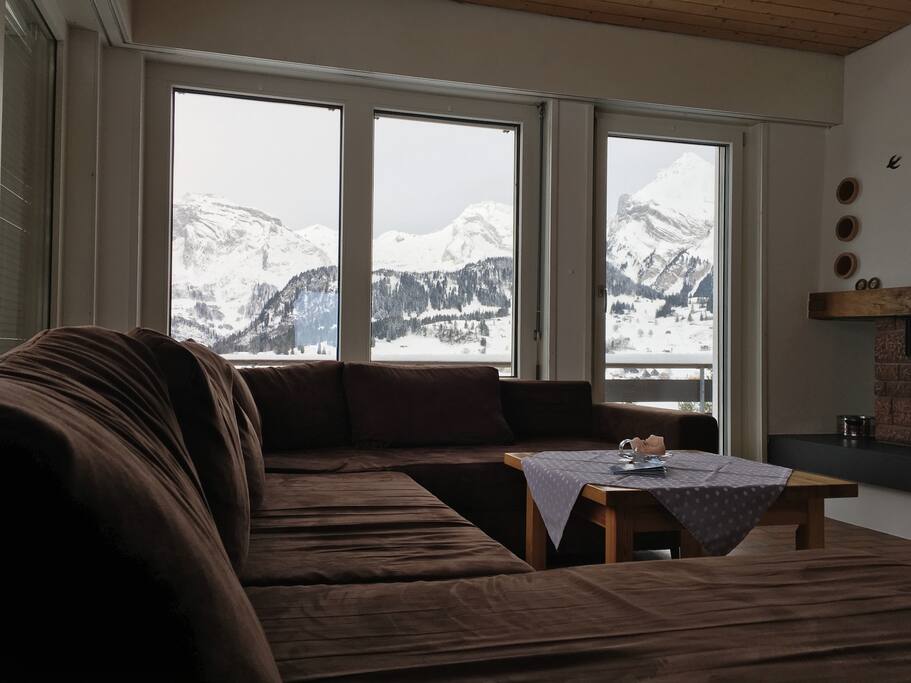 Wohnzimmer mit Säntisblick