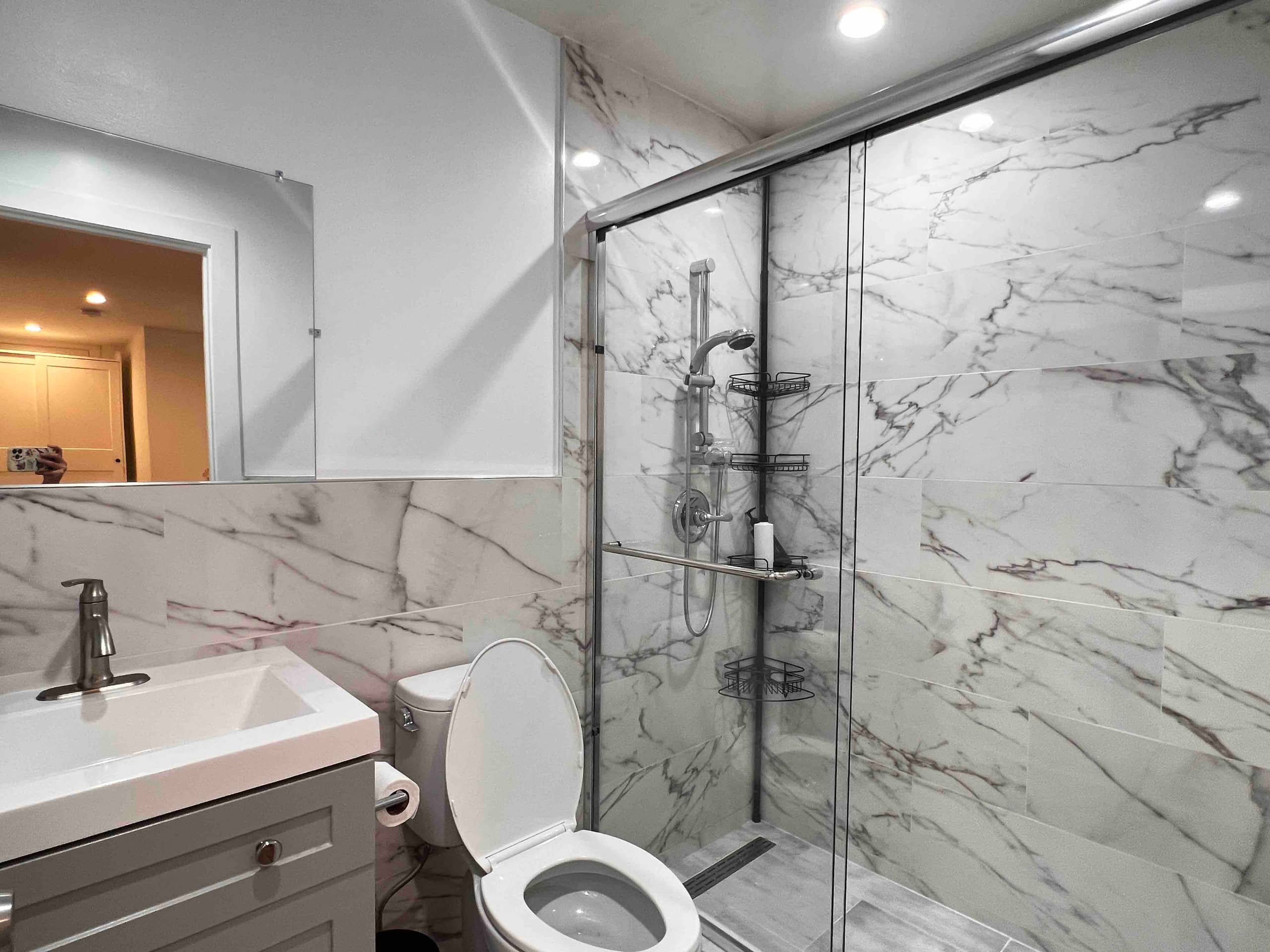 Home in San Francisco · ★4.89 · 3 bedrooms · 3 beds · 2 baths - Image 13