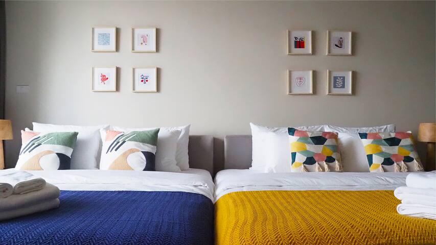 Double Entire Home 9BR 9Bathroom gallery image 3