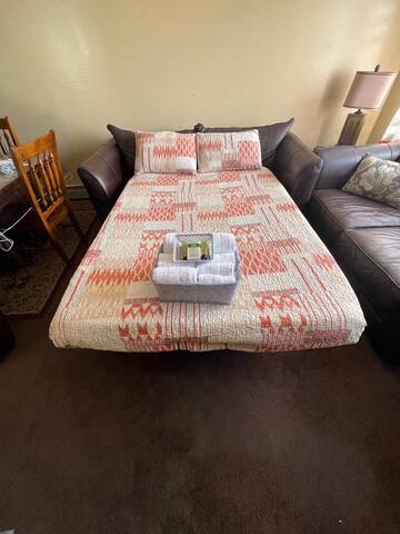 Joseph & Julia 3Br 2Br Guest House gallery image 2