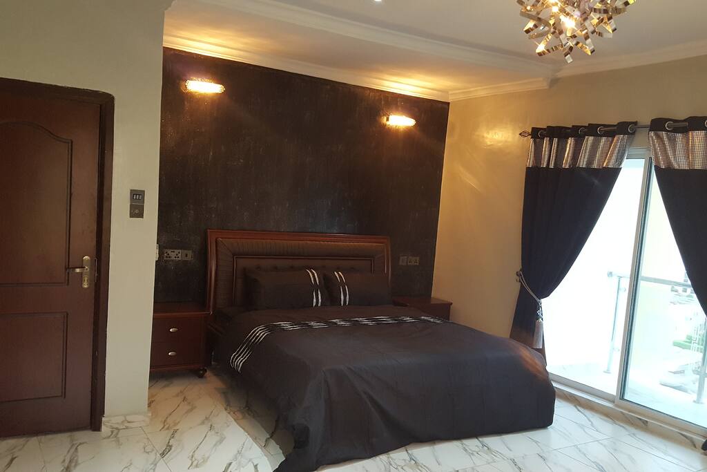 Master's bedroom with kingsize bed