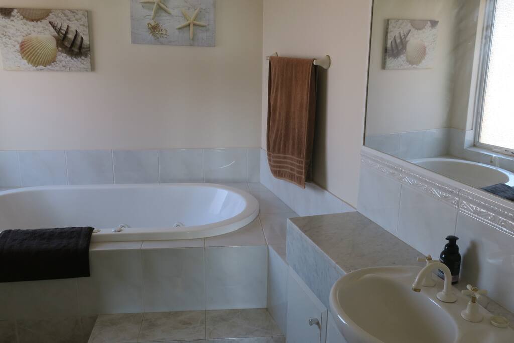 SPA ENSUITE.