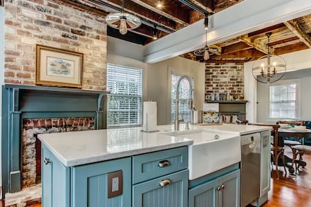Perfectly Renovated Historic Downtown Home