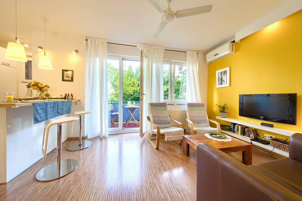 Living room view to eastern balcony