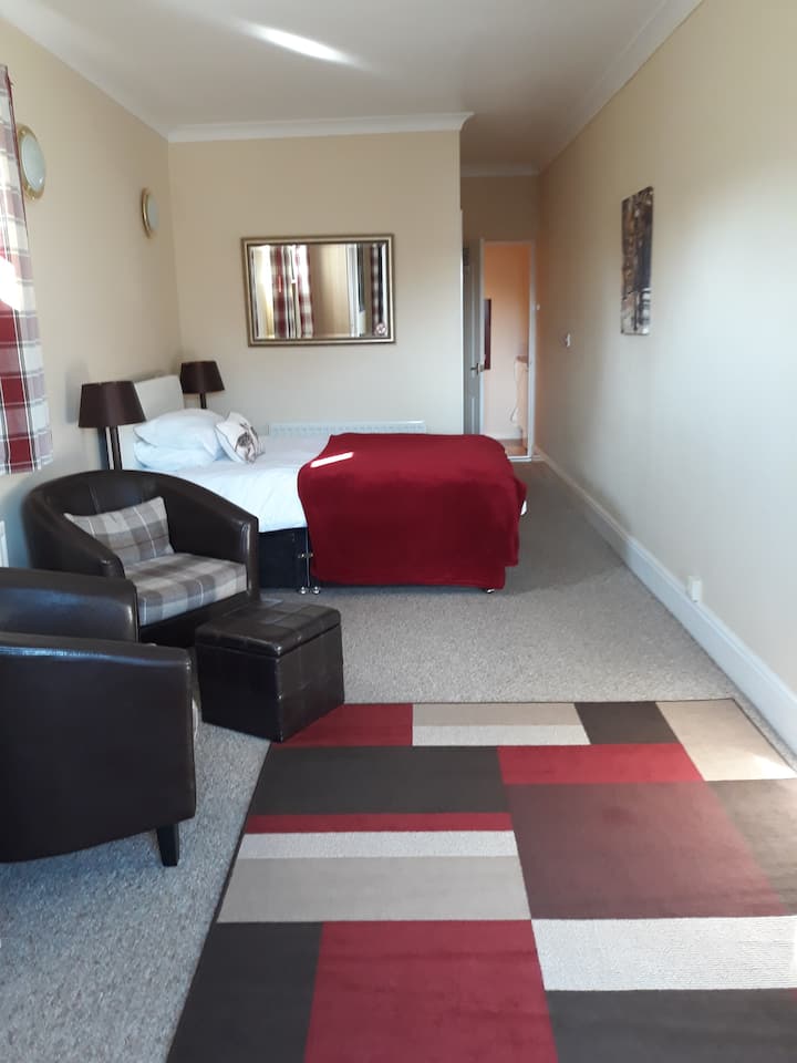 Very Conviently Placed Studio Accommodation - Newark-on-Trent