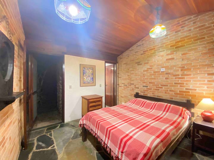 C-双人套房双人床，带分体式空调，位于Tenório海滩 