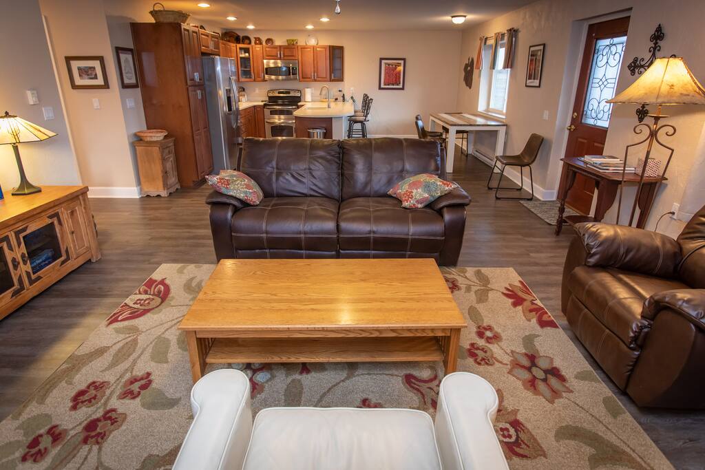 Great room. Great Entertainment.