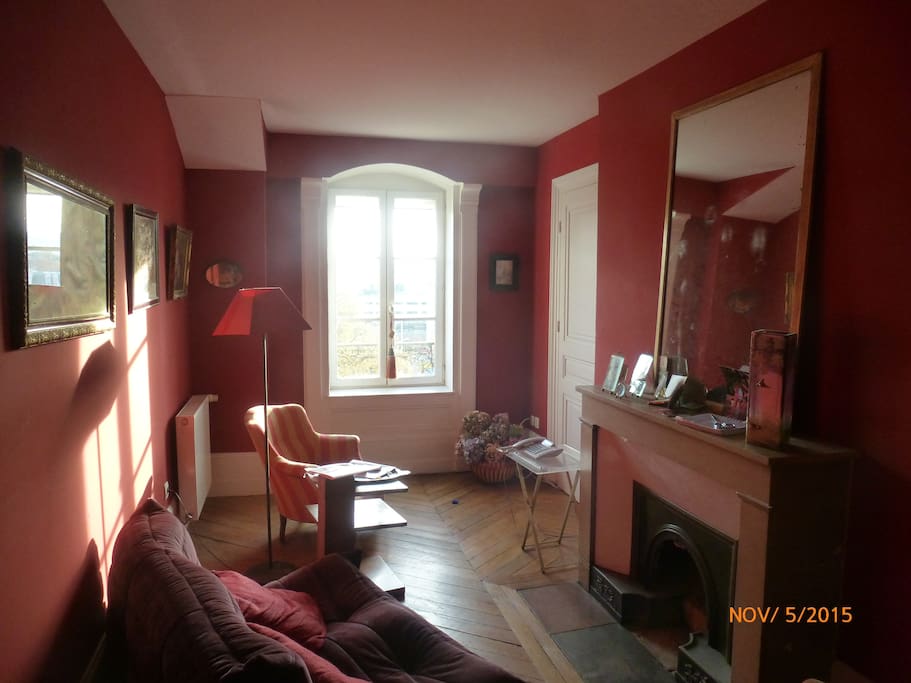 Petit salon (télévision)