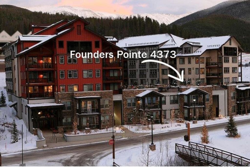 Location of condo, which is located on the amenities deck & a short two minute walk to ski lifts