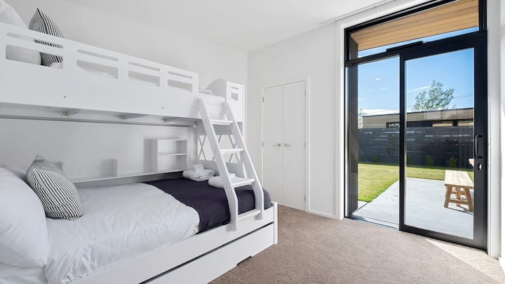 Bunk beds. Double on bottom, single on top. Please note top bunk is only for children (max weight 80kg).