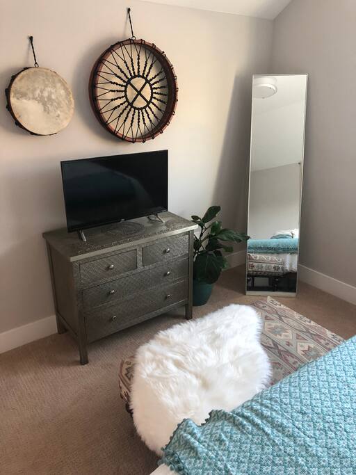 Full length standing mirror