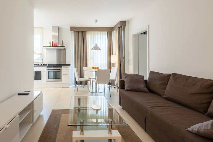 Exclusive Flat at Königsplatz near Pinakotheken.