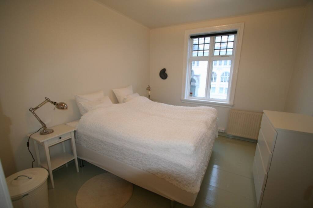 3rd floor bedroom