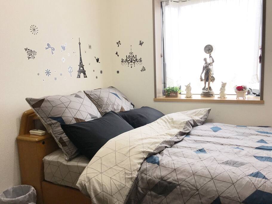 Bed Room