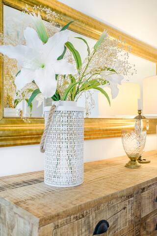 CHARMING, VERY SPACIOUS & BEST LOCATED gallery image 3