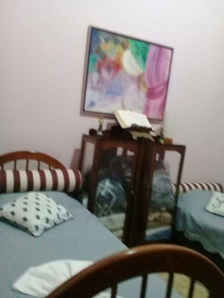 Dhomë gjumi 2