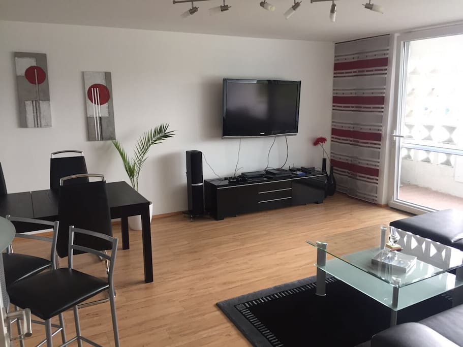 Livingroom +TV