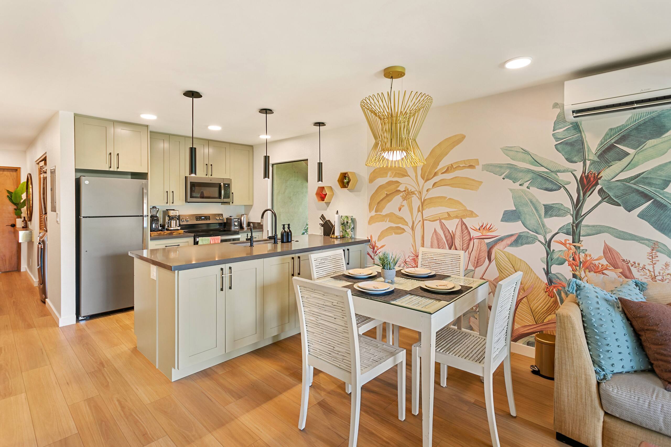 Condo in Kihei · ★4.93 · 1 bedroom · 2 beds · 2 baths - Image 7