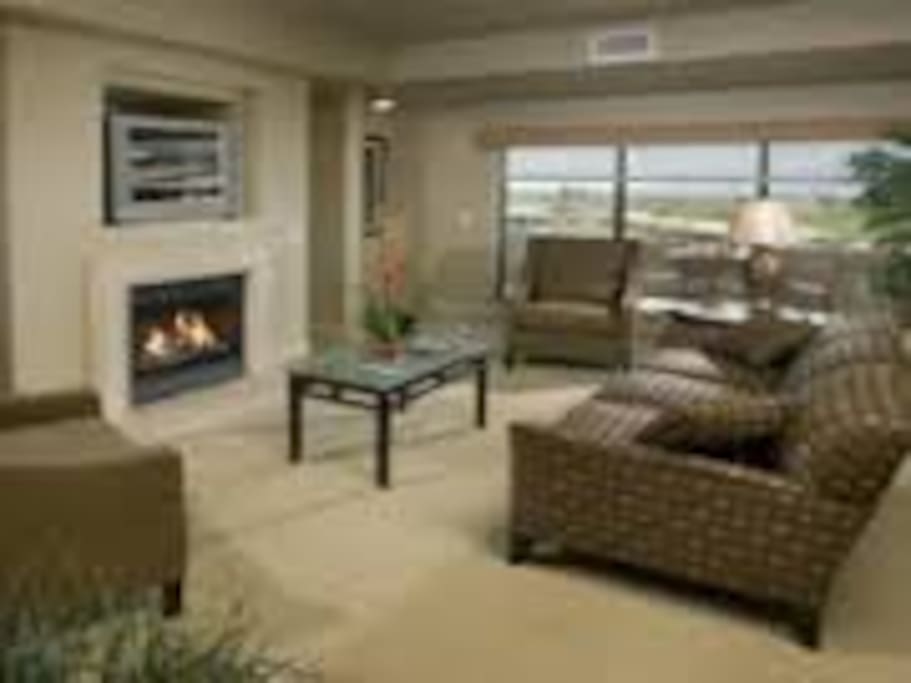 Large 2 bedroom penthouse
