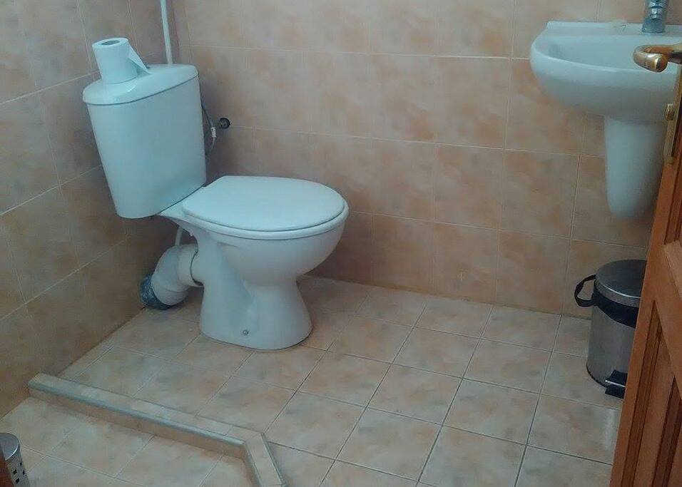 The private bathroom