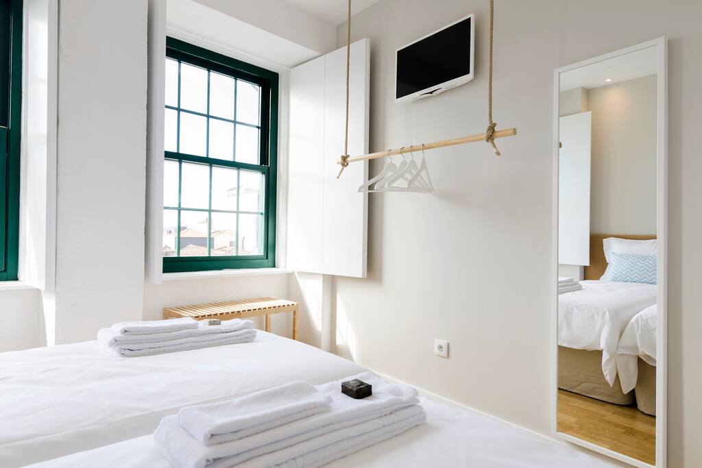 Bedroom overview
