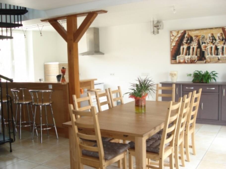 salle à manger - cuisine ouverte