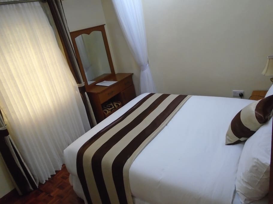 Room with double bed