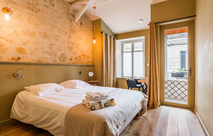 Charmant appartement avec extérieur a Bordeaux