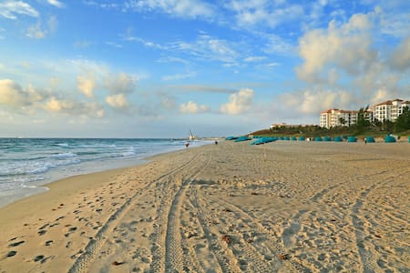 Palm Beach Pool View Private Condo DEAL