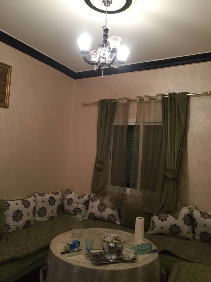 spavaća soba iz drugog kuta i rasvjeta