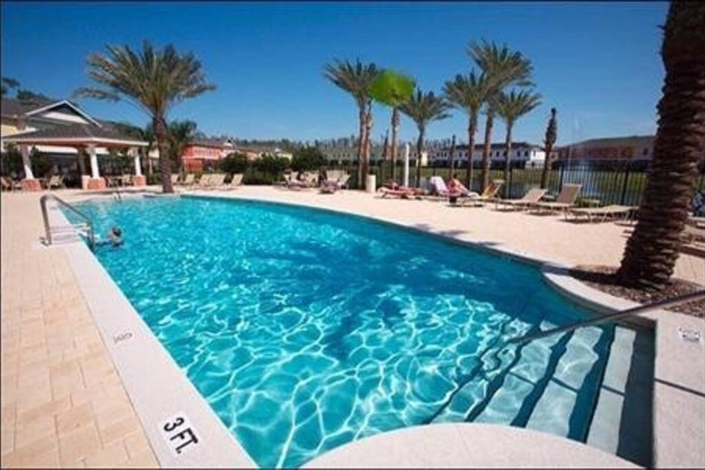 community heated pool