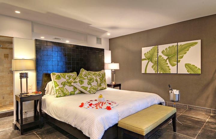 غرفة نوم رئيسية داخلية 1 بسرير كبير