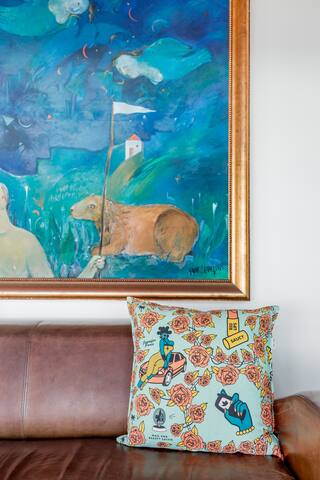 Enchanting Oceanfront Retreat in Clifton gallery image 5